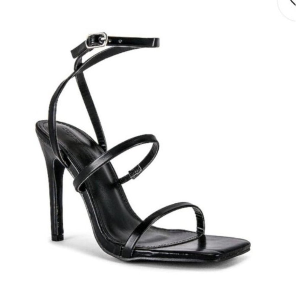 Superdown Brisa Heel in Black